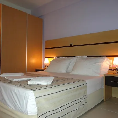 Phoenix By Tania Apartment Sarti