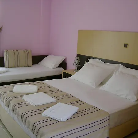 Phoenix By Tania דירה *